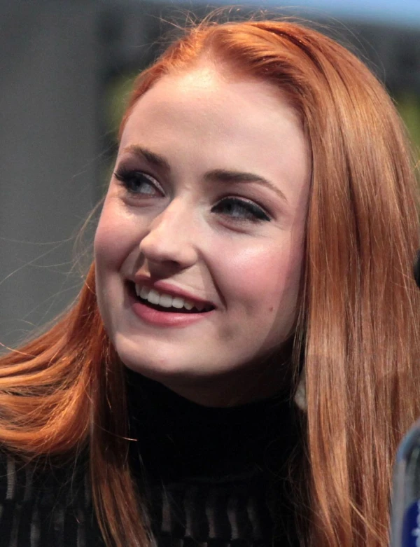 <strong>Sophie Turner</strong>. Kuva Kirjoittaja Gage Skidmore.