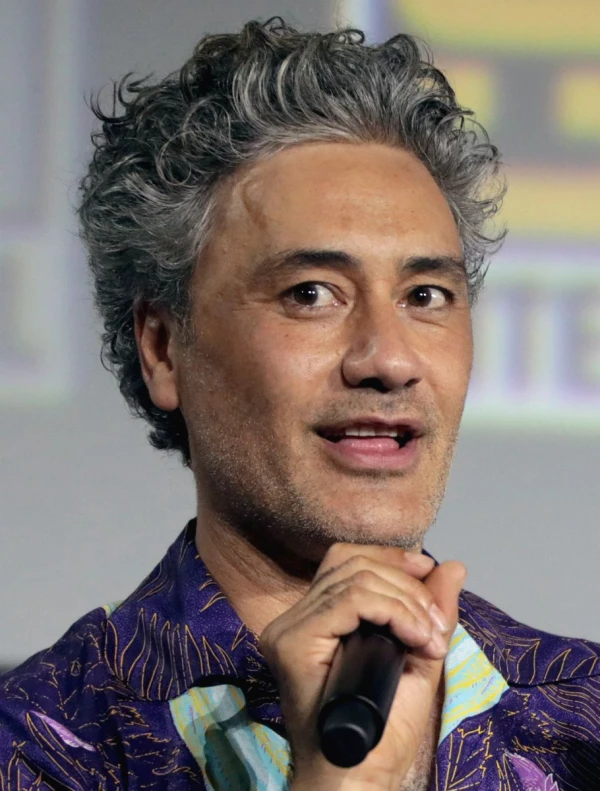 <strong>Taika Waititi</strong>. Kuva Kirjoittaja Gage Skidmore.